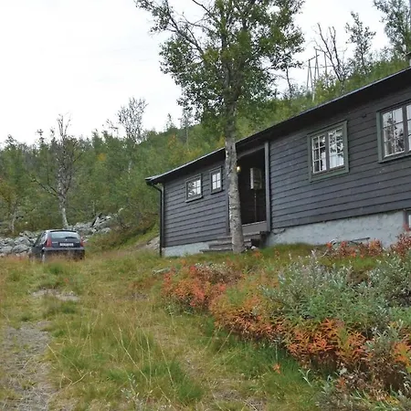 3 Bedroom Amazing In Haugastl *