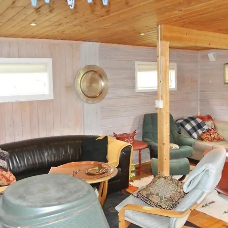 3 Bedroom Amazing In Haugastl Holiday home