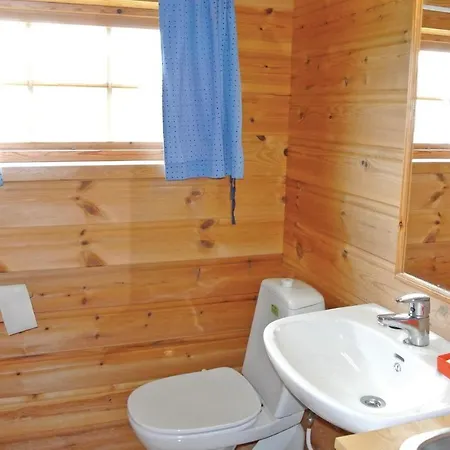 3 Bedroom Amazing In Haugastl
